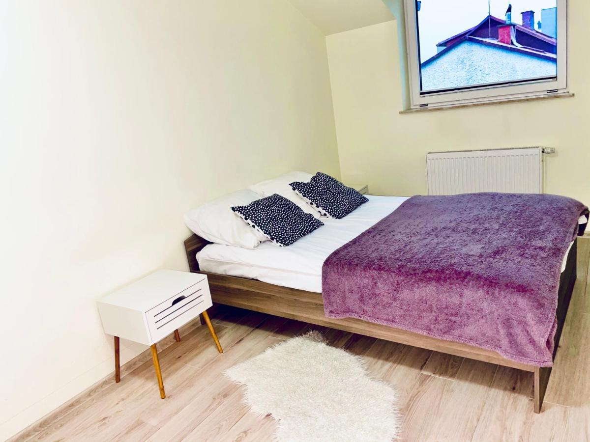 Apartament 48M W Centrum Grojca Grojec  Екстер'єр фото
