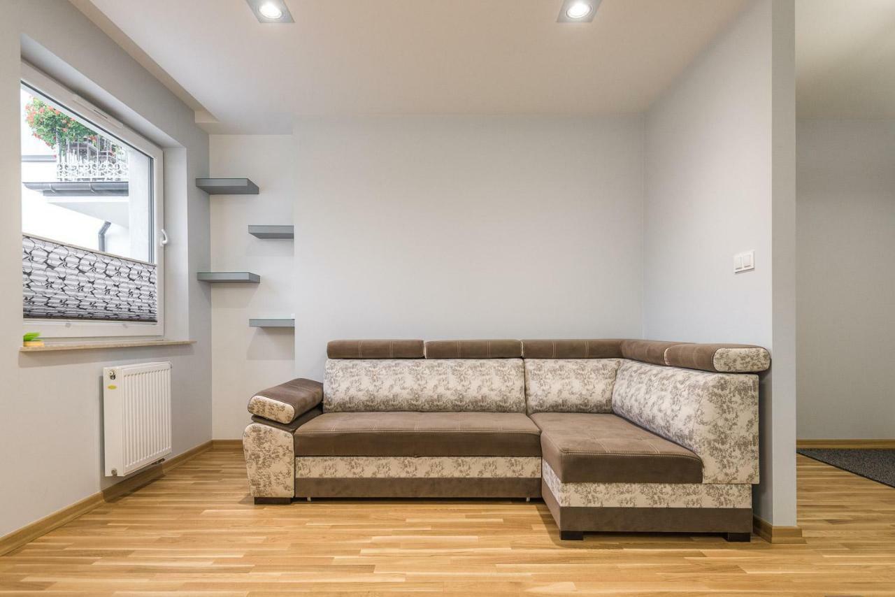 Apartament 48M W Centrum Grojca Grojec  Екстер'єр фото