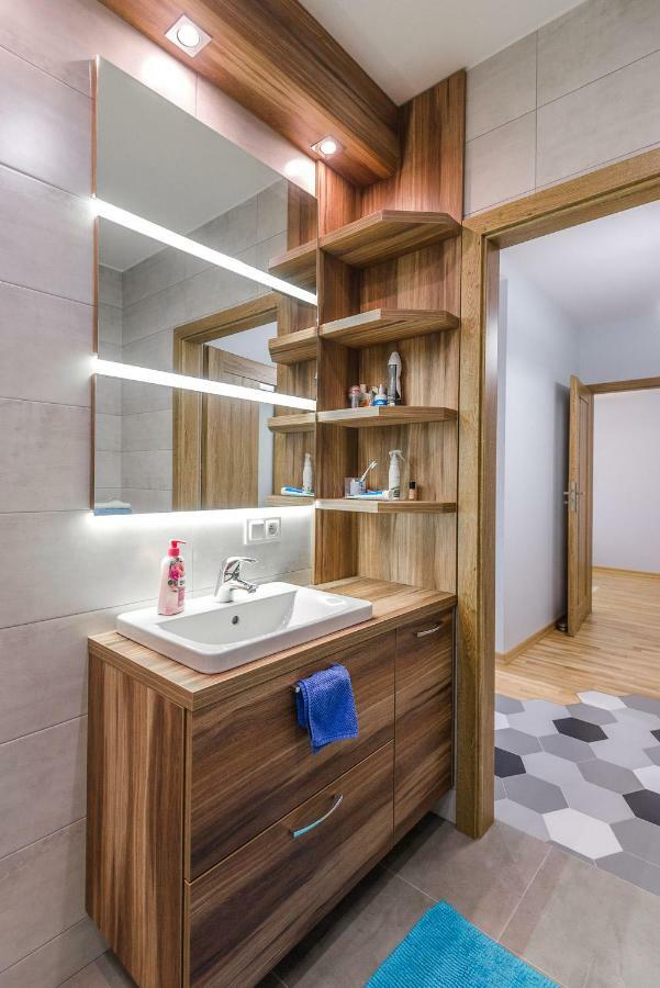 Apartament 48M W Centrum Grojca Grojec  Екстер'єр фото